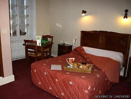 Logis - Et Restaurant Les Voyageurs 2* Tournon-d'Agenais