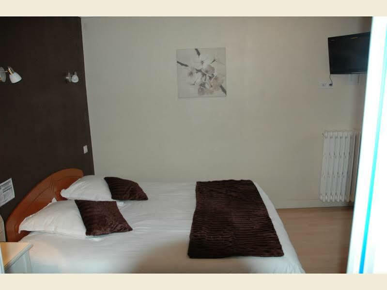 Logis - Et Restaurant Les Voyageurs 2* Tournon-d'Agenais